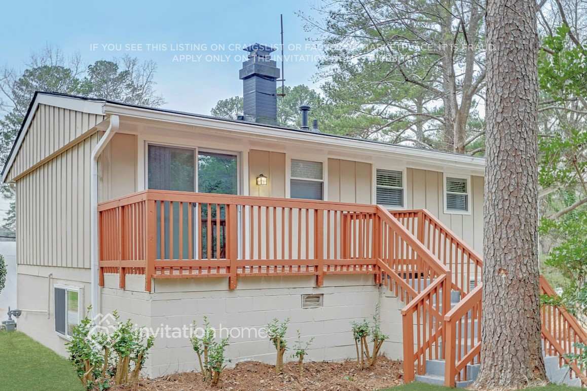 Building Photo - 2822 Battle Forrest Dr