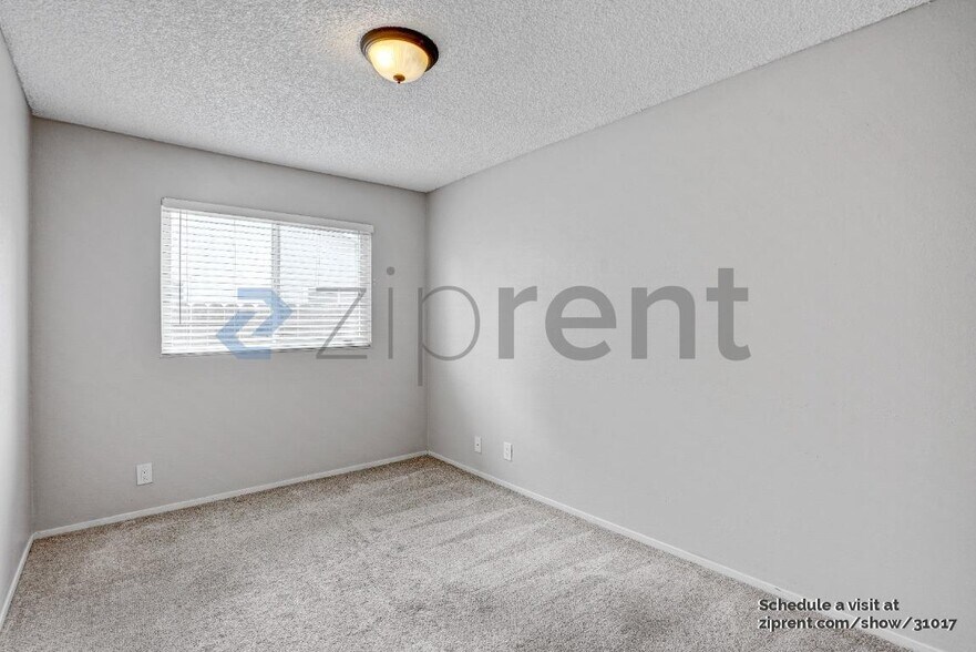Building Photo - 619 Barnacle Way