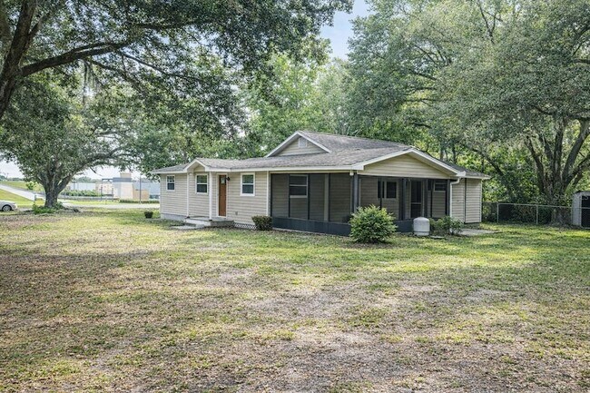 Building Photo - 10019 Curley Rd