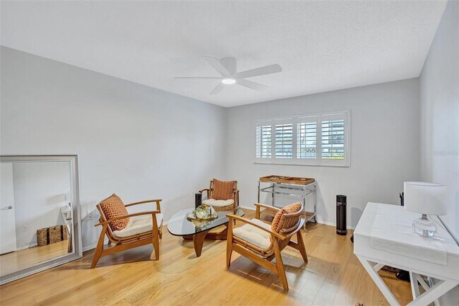 Building Photo - 1600 1st Ave W