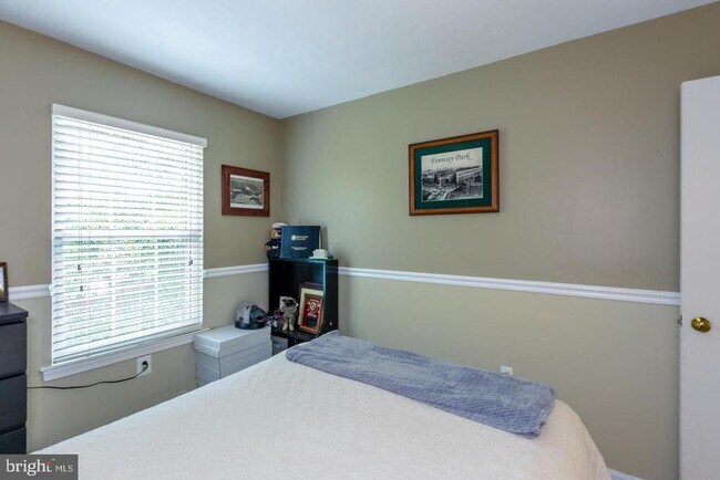 Building Photo - 13662 Barren Springs Ct