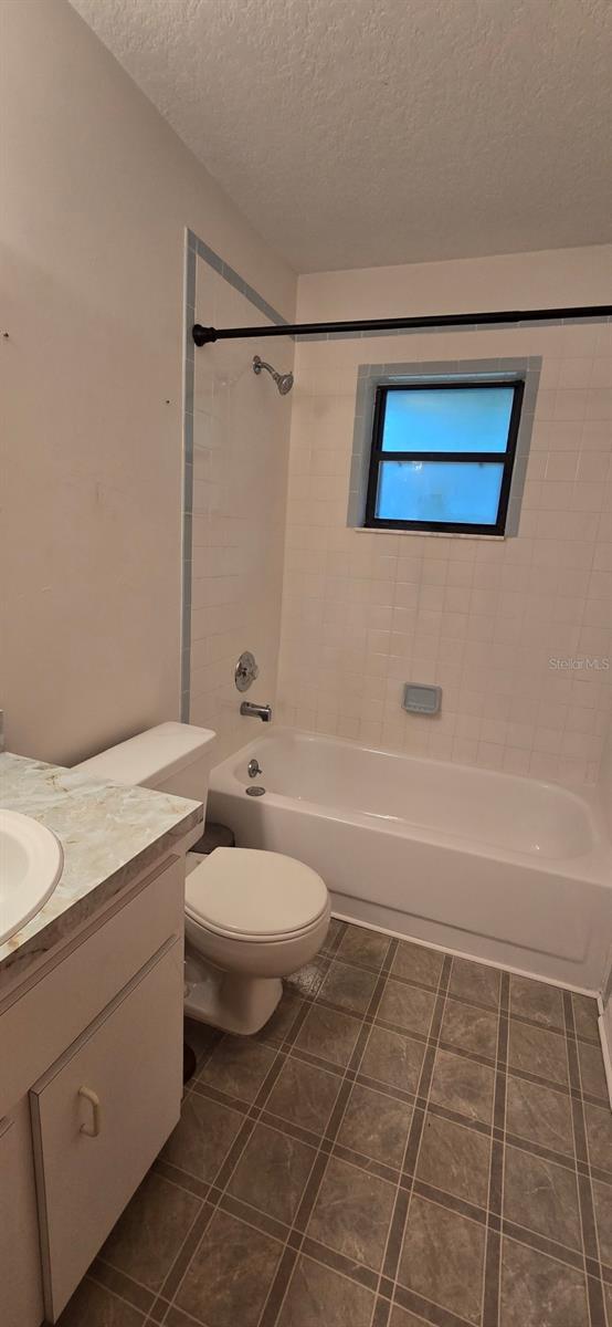 Building Photo - 3400 NE 23rd Ave