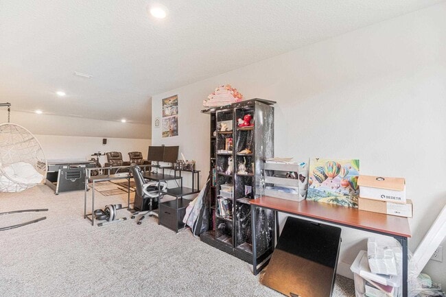Building Photo - 6076 Cherry Hill Cir