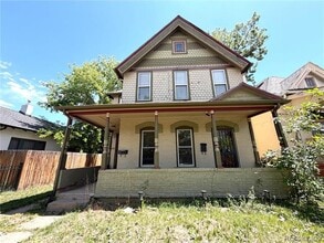Building Photo - 2136 Lafayette St