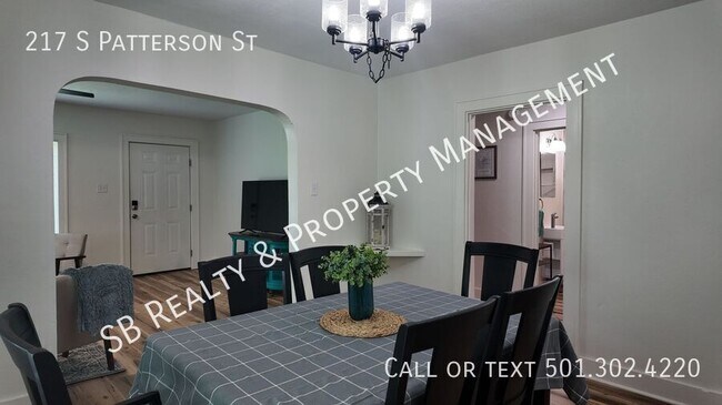 Building Photo - 217 S Patterson St