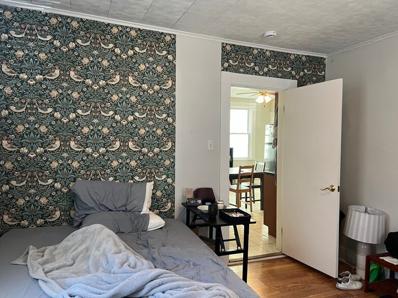 Building Photo - 273 Cardinal Medeiros Ave