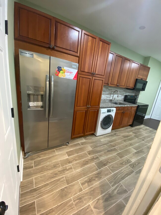 Kitchen - 542 Van Siclen Ave