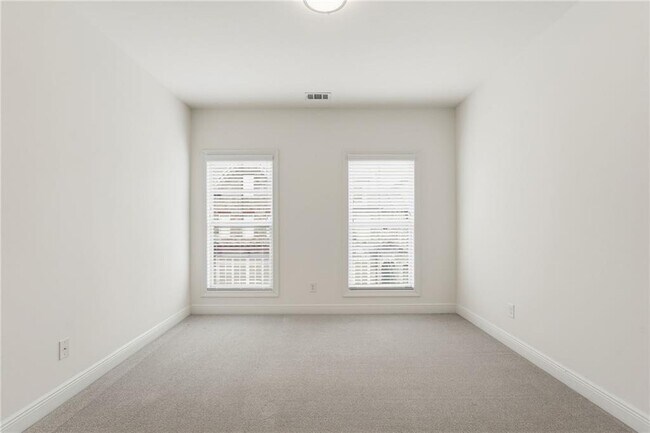 Building Photo - 110 Via Roma