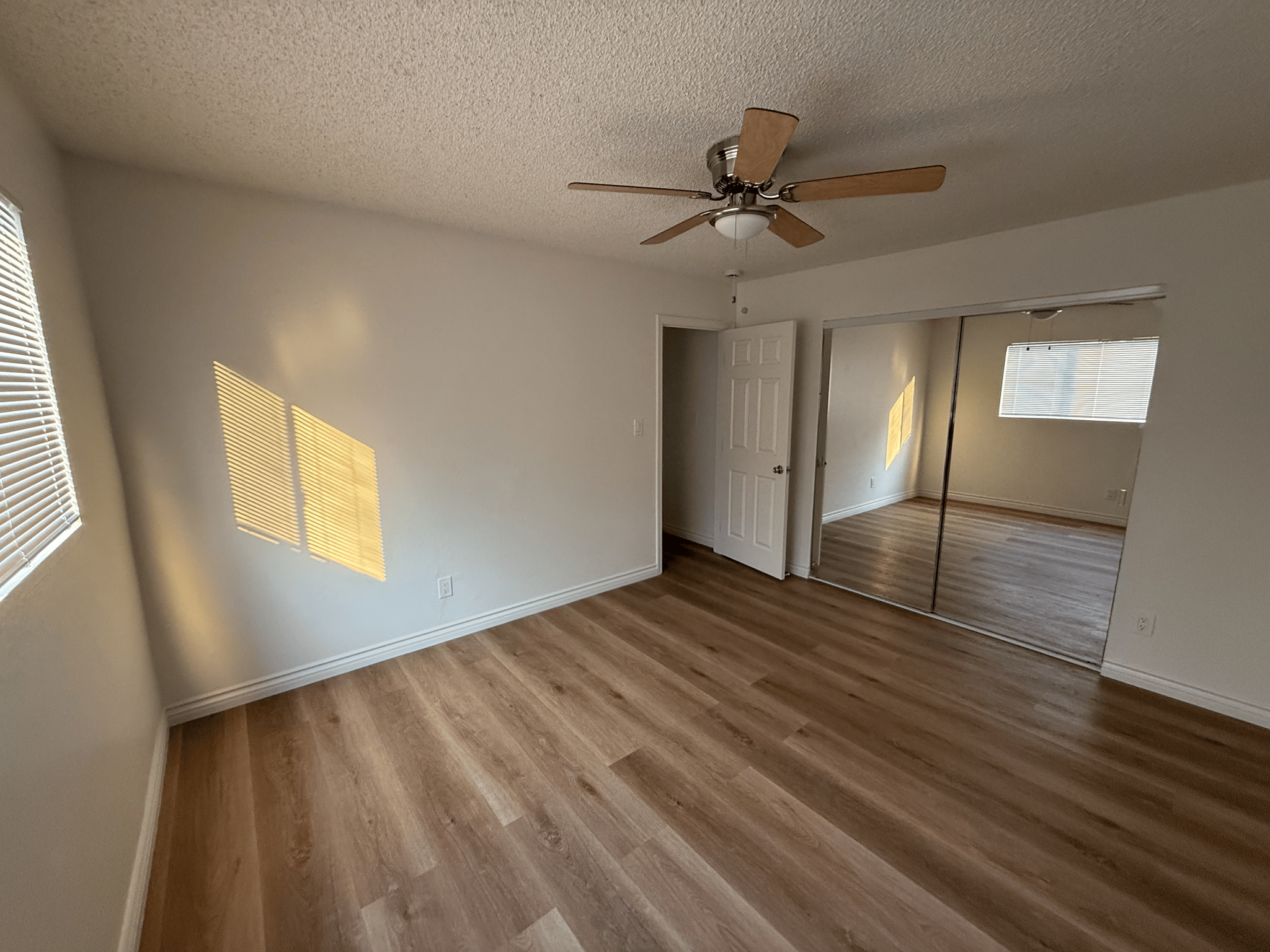 Bedroom 2 - 525 Jacmar Dr