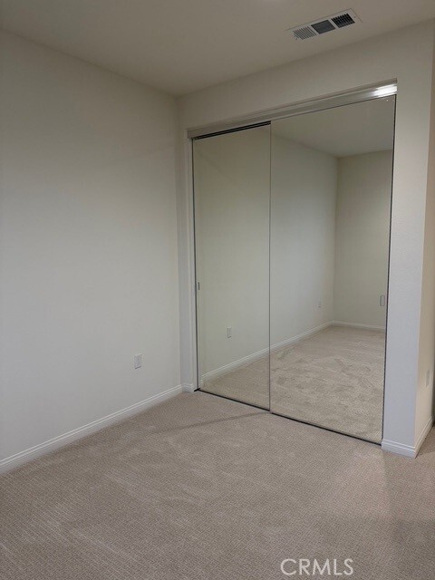 Building Photo - 2420 E Lincoln Ave