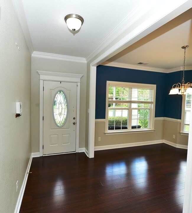 Building Photo - Just a few miles from NOB Navy Base and Ba...