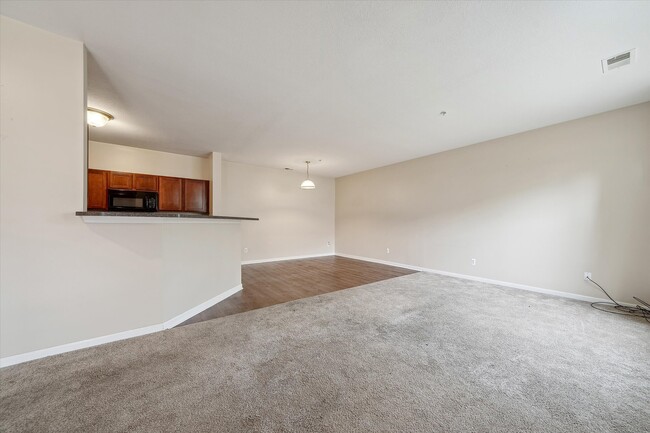 Building Photo - 29043 Cullen Dr