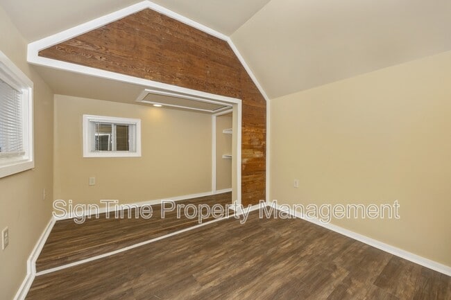 Building Photo - 106 Potomac St