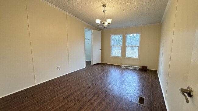 Building Photo - 122 Curtis Rd