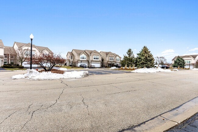 Building Photo - 16846 S Mallard Ln