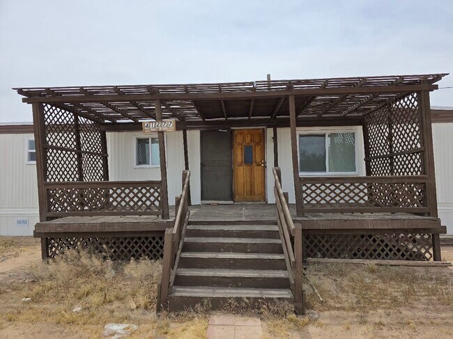 Building Photo - 41277 Dogwood St