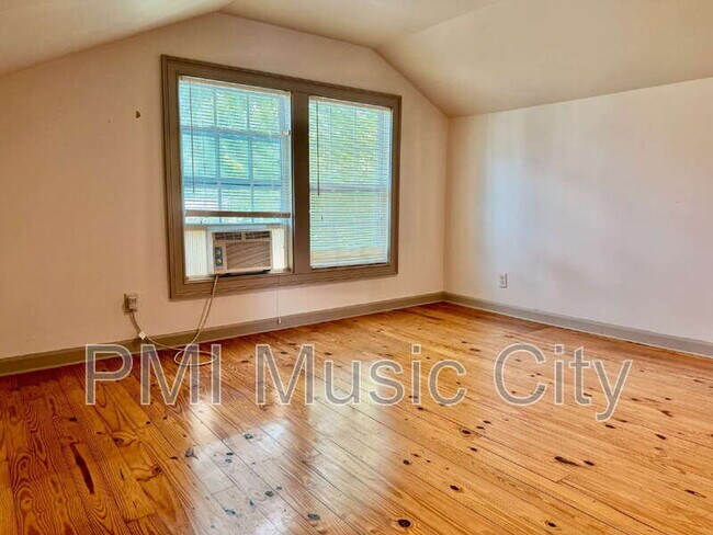 Building Photo - 7114 Old Harding Pike