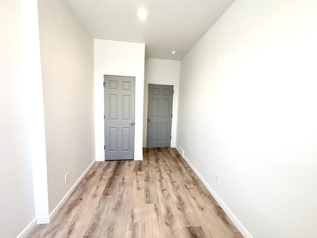 Building Photo - 1090 S 1100 E