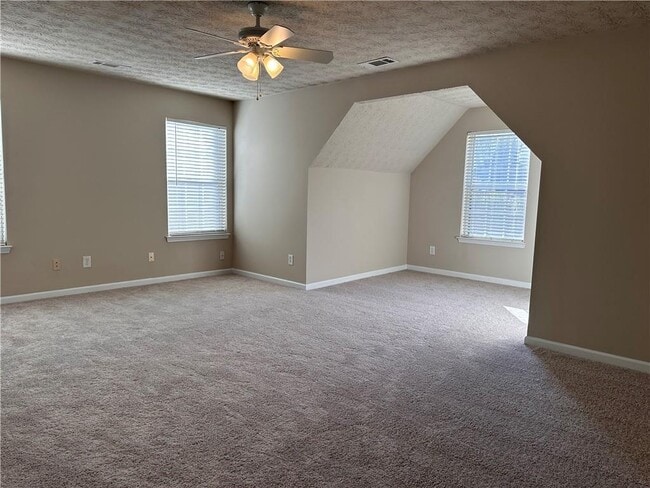 Building Photo - 305 Hulan Way