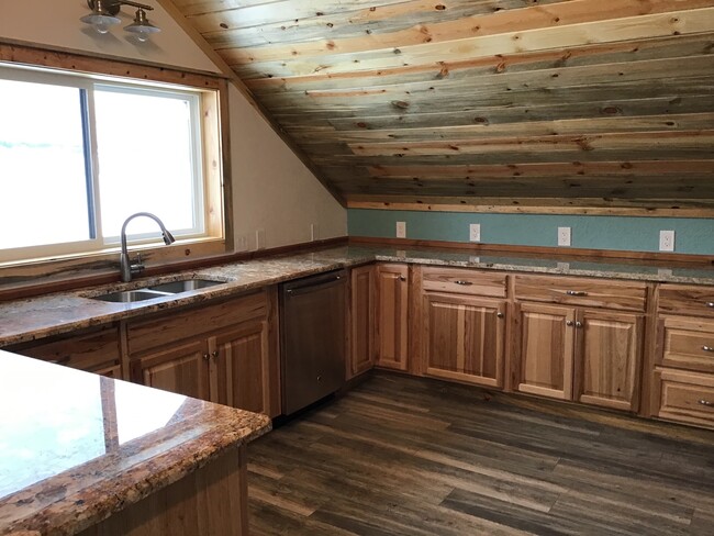 Building Photo - Mancos Beauty - 2 bedroom, 1 bath Barn Home