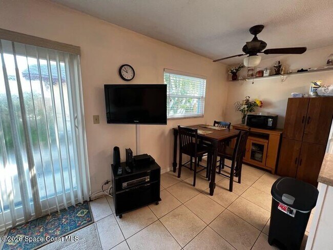 Building Photo - 436 Polk Ave