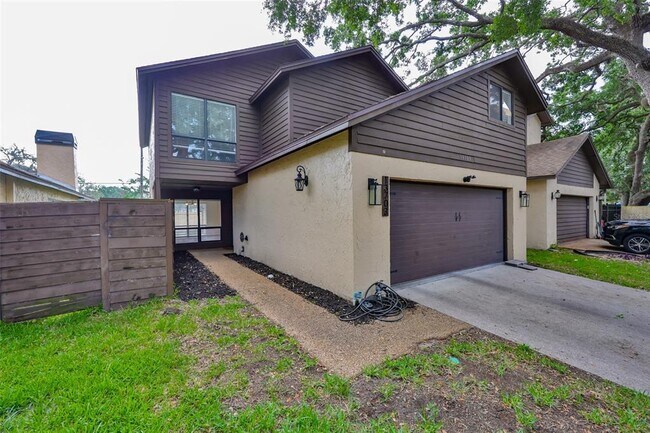 Building Photo - 13703 Sweetwater Cove Pl