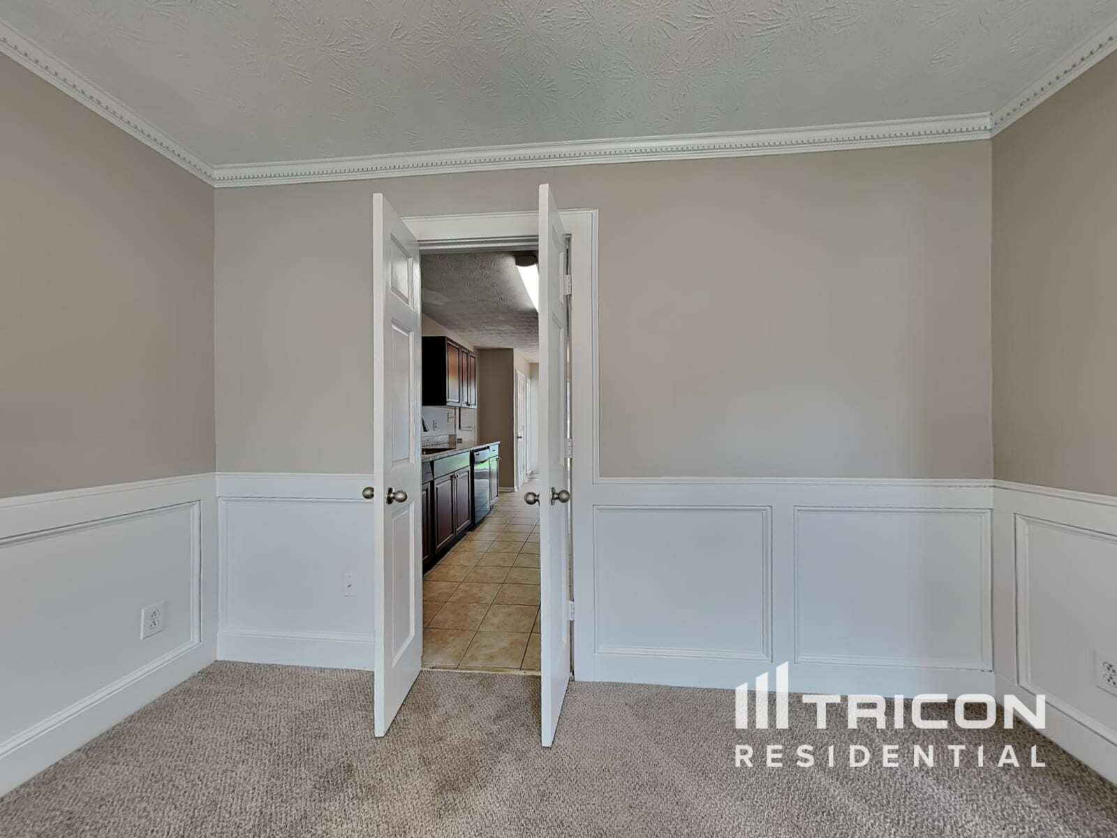 Building Photo - 4047 Linda Ln SW