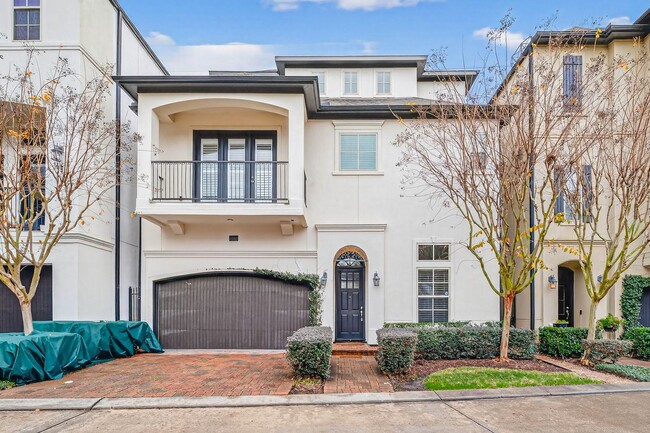 Building Photo - 10917 Upland Park