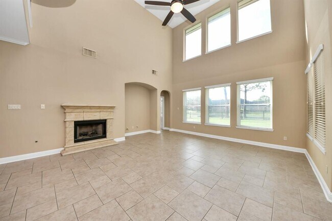 Building Photo - 7011 Monarch Lake Ln