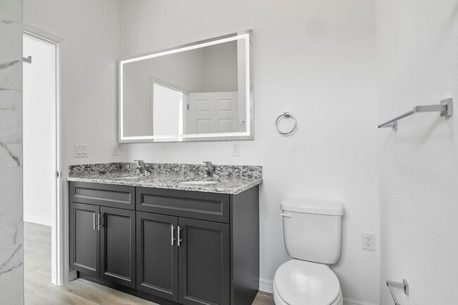 Building Photo - 31 Louvet Ln