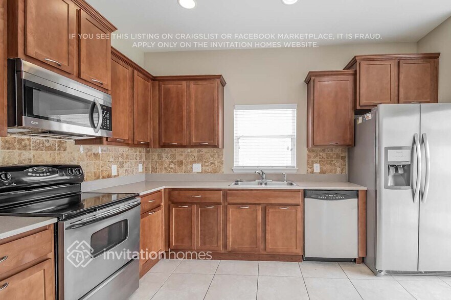 Building Photo - 13161 Sapphire Falls Ln