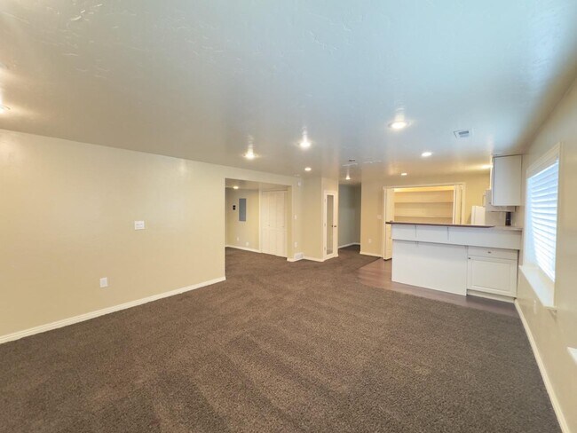 Building Photo - 1078 Cinnamon Ridge Dr