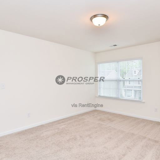 Building Photo - 248 Elmhaven Dr