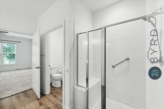 Building Photo - 9001 Sharpe Ct