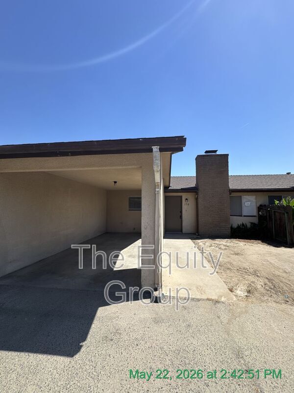 Building Photo - 150 S Peppertree St