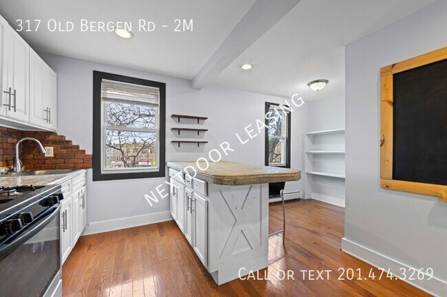 Building Photo - 317 Old Bergen Rd