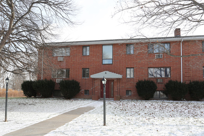 Building Photo - Clarkson Apartments