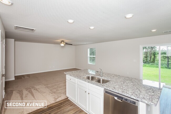 Building Photo - 340 Sundew Rd