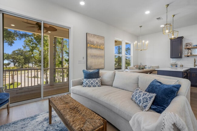 Building Photo - 1472 Georgia Pl