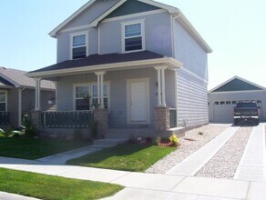 Building Photo - Fort Collins Gem – 3 Bed, 2.5 Bath with Yard