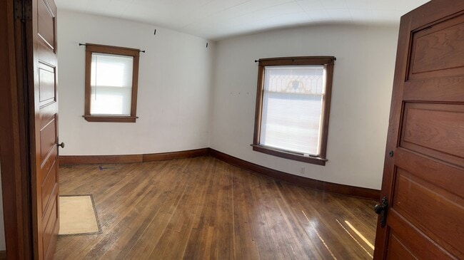 Building Photo - 303 Duplex
