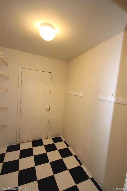 Building Photo - 2120 Daintree Ave
