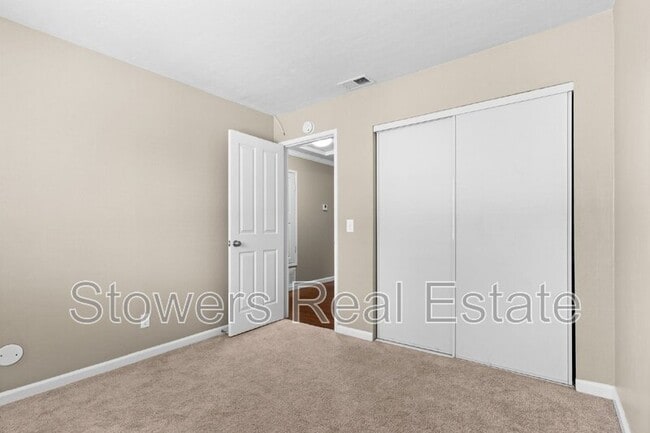 Building Photo - 2899 Fountainhead Dr