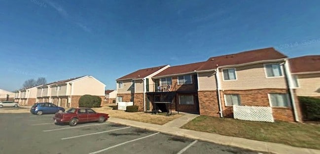 Primary Photo - Dogwood Apartments