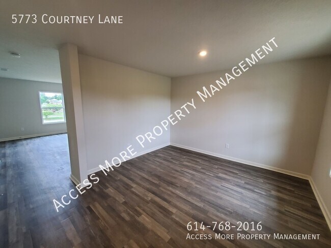 Building Photo - BRAND NEW - 4 BED 2.5 BATH - GOLF COURSE