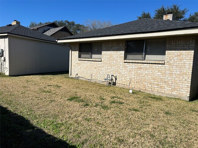 Building Photo - 2511 Williams Grant