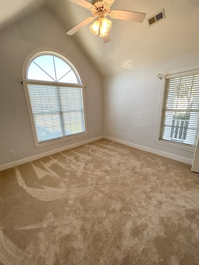 Building Photo - Golf-course views in Ocean Ridge | 3 bed + loft | 2.5 bath | 2-car garage