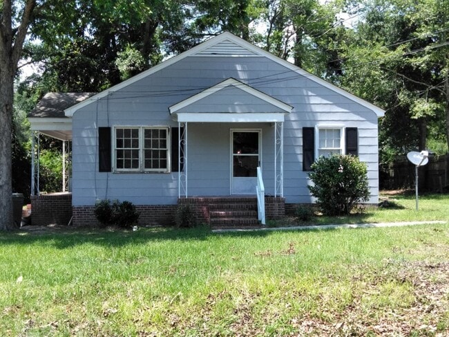 Primary Photo - 37 Bay St