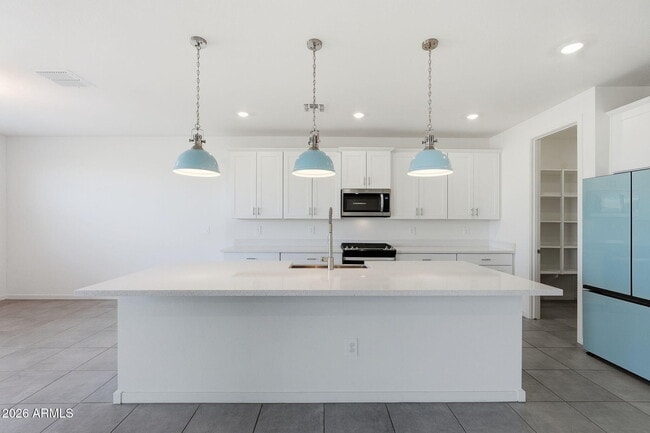 Building Photo - 4972 W Karl St