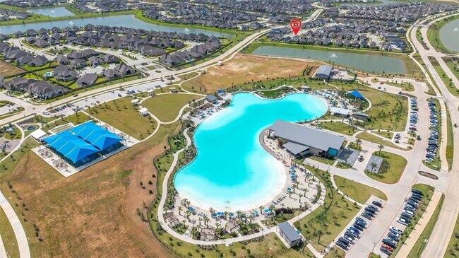 Building Photo - 728 Lake Lacosta Dr